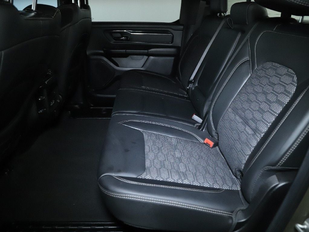 2021 RAM 1500 Big Horn Crew Cab 4x4 5'7' Box