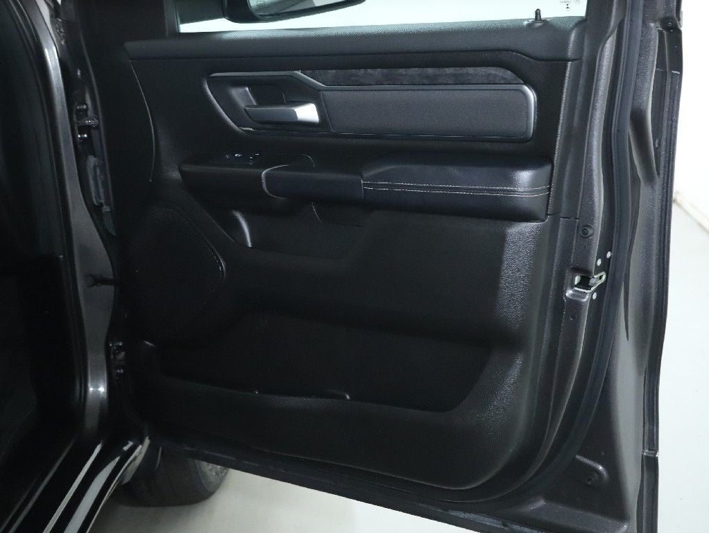 2024 RAM 1500 Big Horn Crew Cab 4x4 5'7' Box