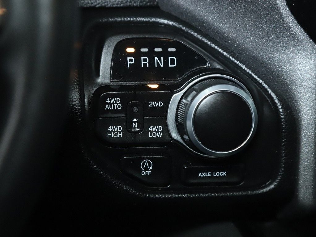 2024 RAM 1500 Big Horn Crew Cab 4x4 5'7' Box