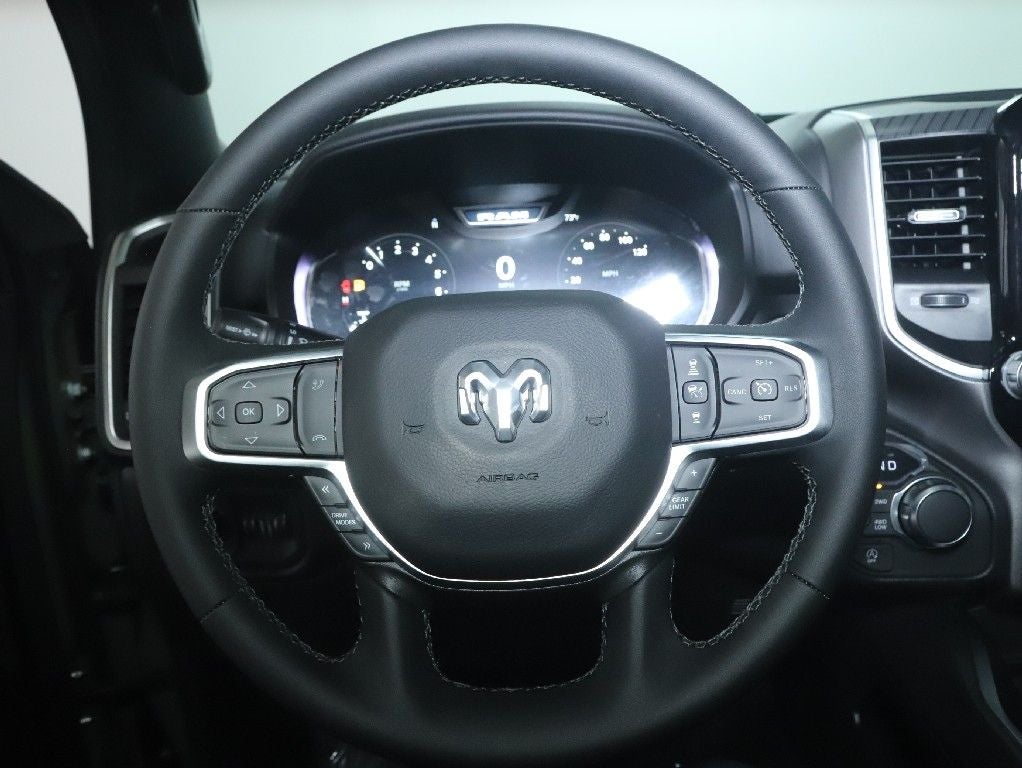 2026 RAM 1500 Big Horn Crew Cab 4x4 5'7' Box