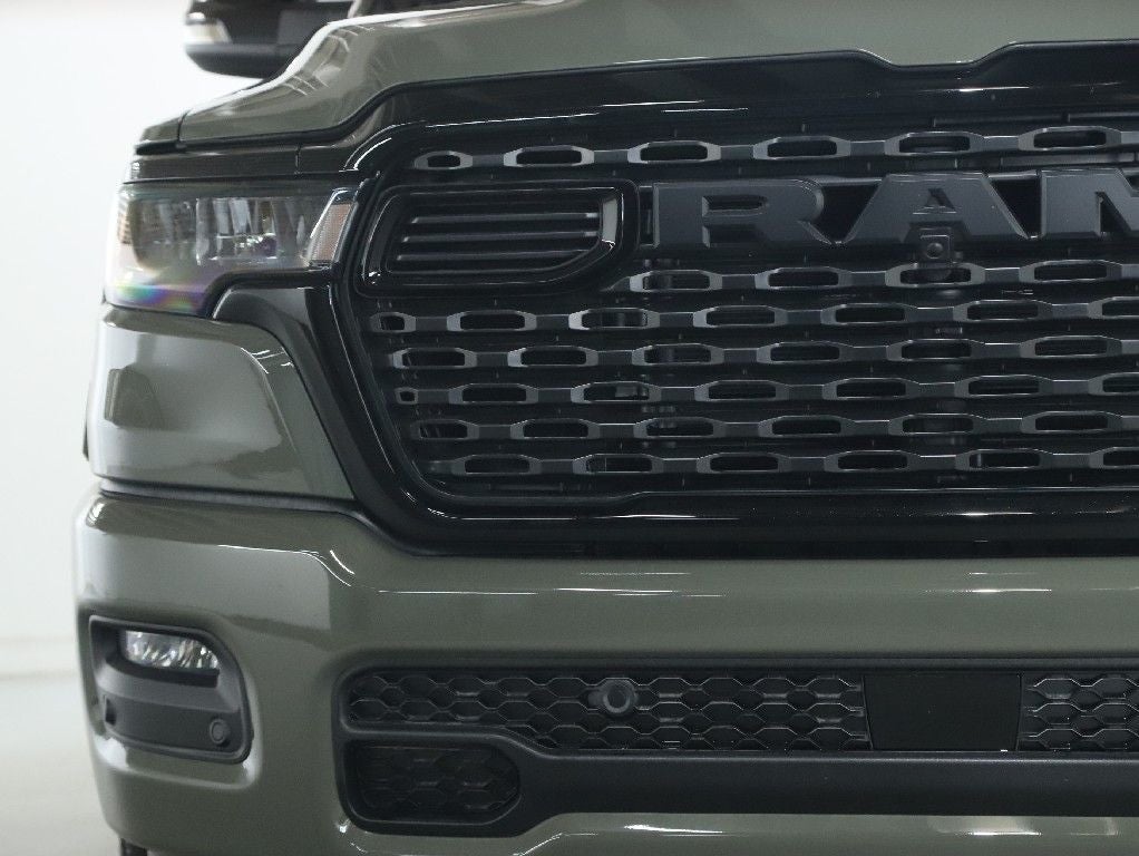 2026 RAM 1500 Big Horn Crew Cab 4x4 5'7' Box