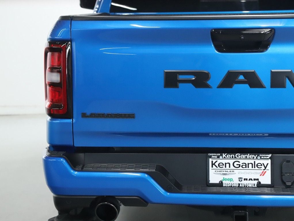 2025 RAM 1500 Laramie Crew Cab 4x4 5'7' Box