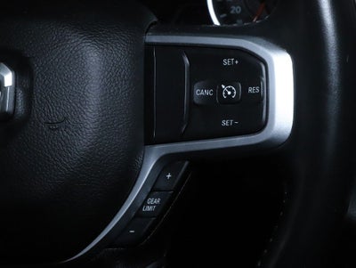 2023 RAM 1500 Big Horn Crew Cab 4x4 6'4' Box