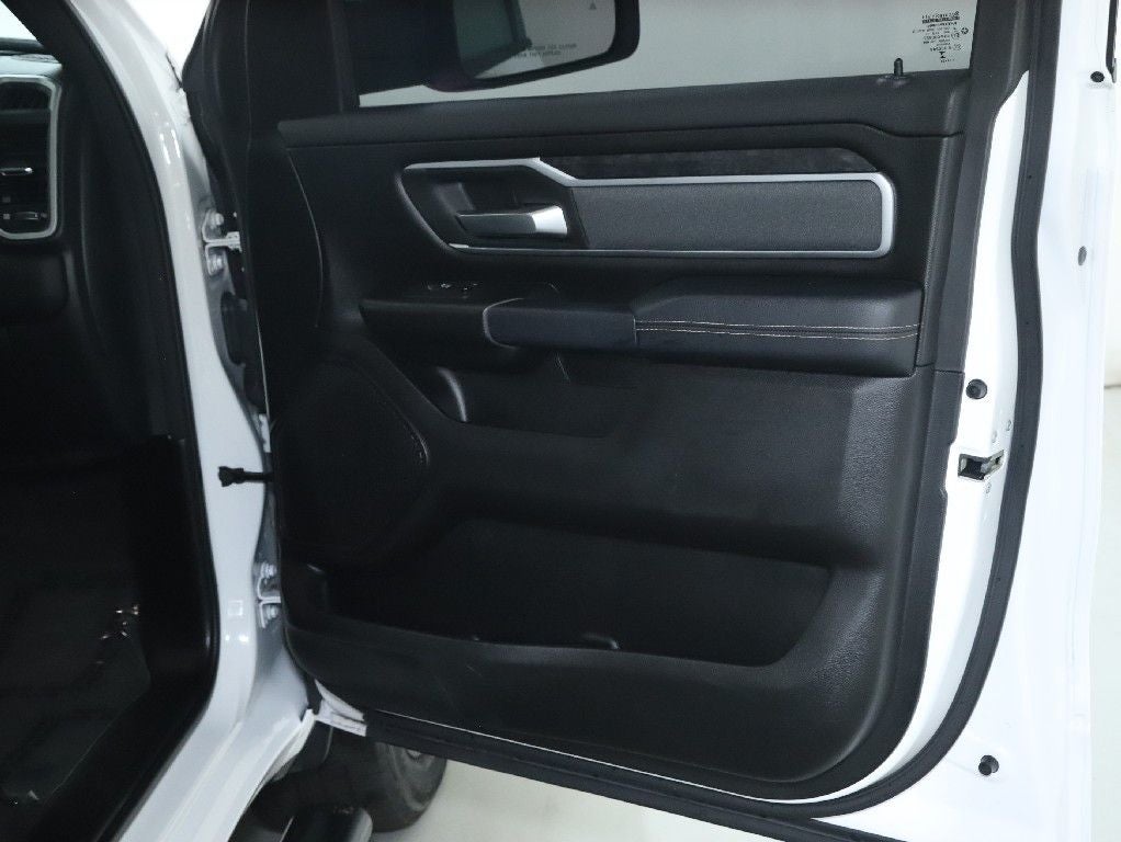 2023 RAM 1500 Big Horn Crew Cab 4x4 6'4' Box