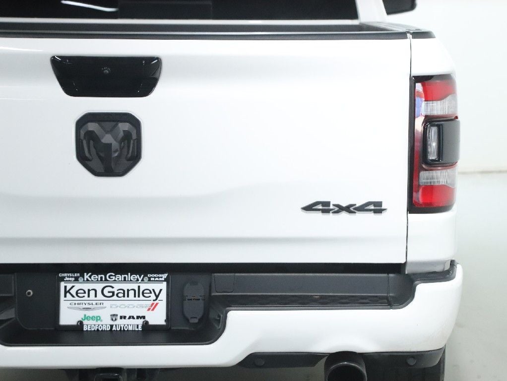 2023 RAM 1500 Big Horn Crew Cab 4x4 6'4' Box
