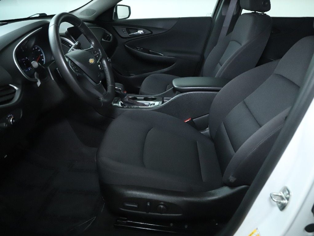 2022 Chevrolet Malibu FWD RS