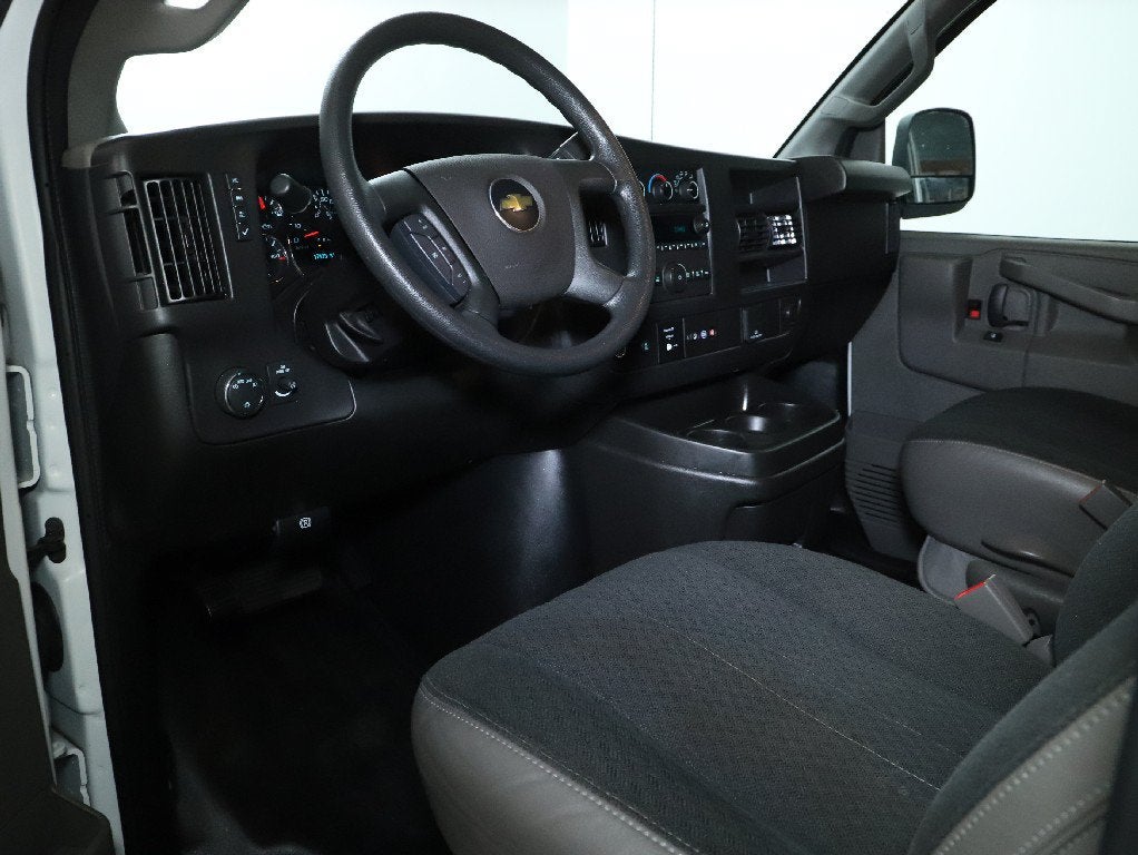2025 Chevrolet Express Cargo RWD 2500 Regular Wheelbase WT