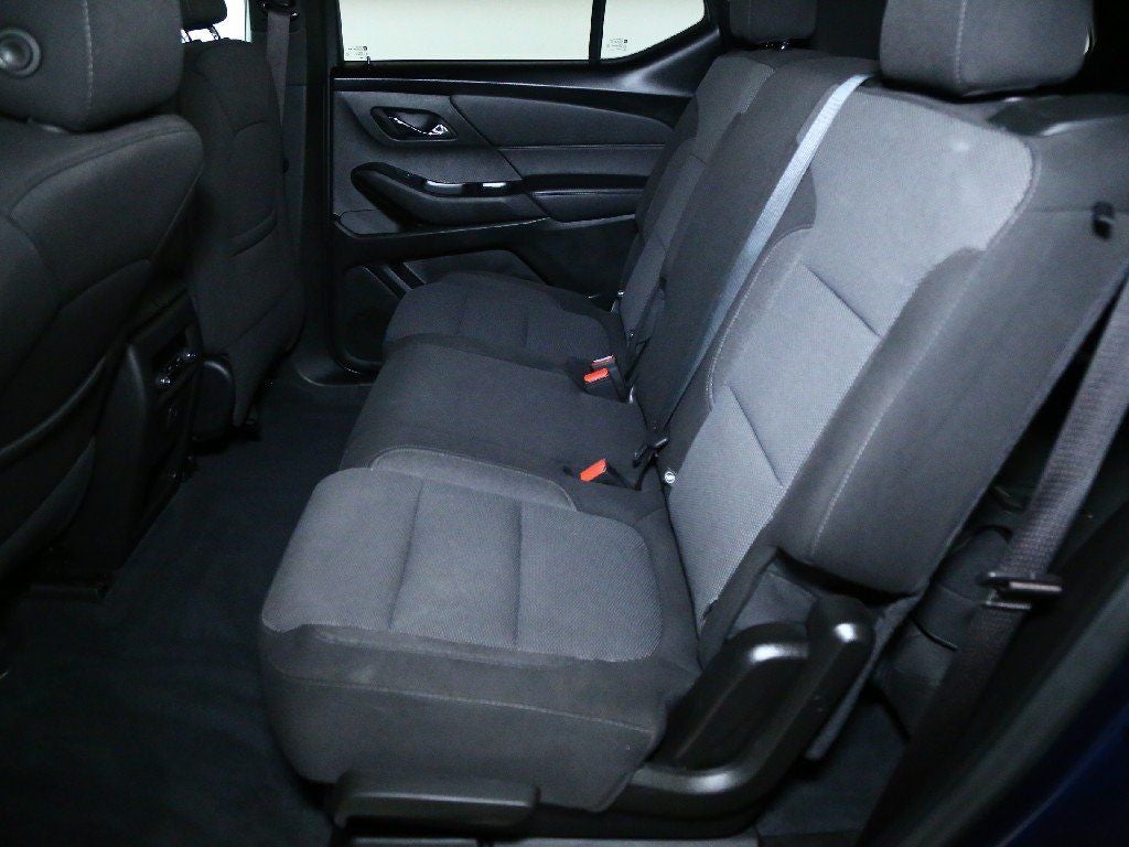 2023 Chevrolet Traverse AWD LT Cloth