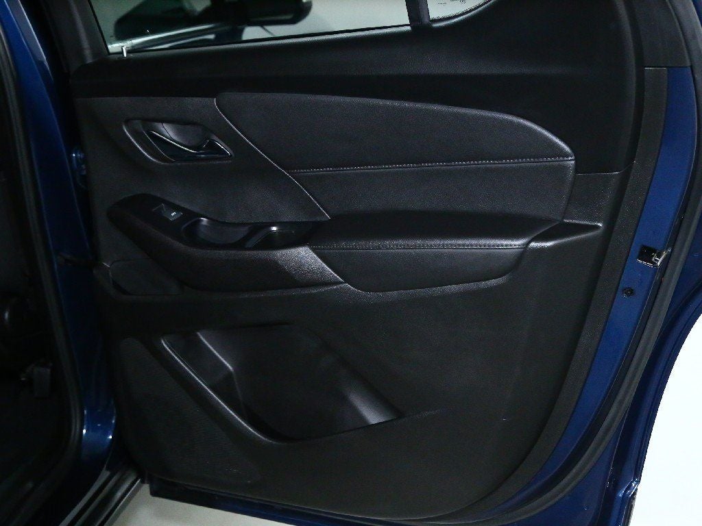 2023 Chevrolet Traverse AWD LT Cloth