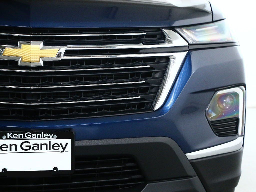 2023 Chevrolet Traverse AWD LT Cloth
