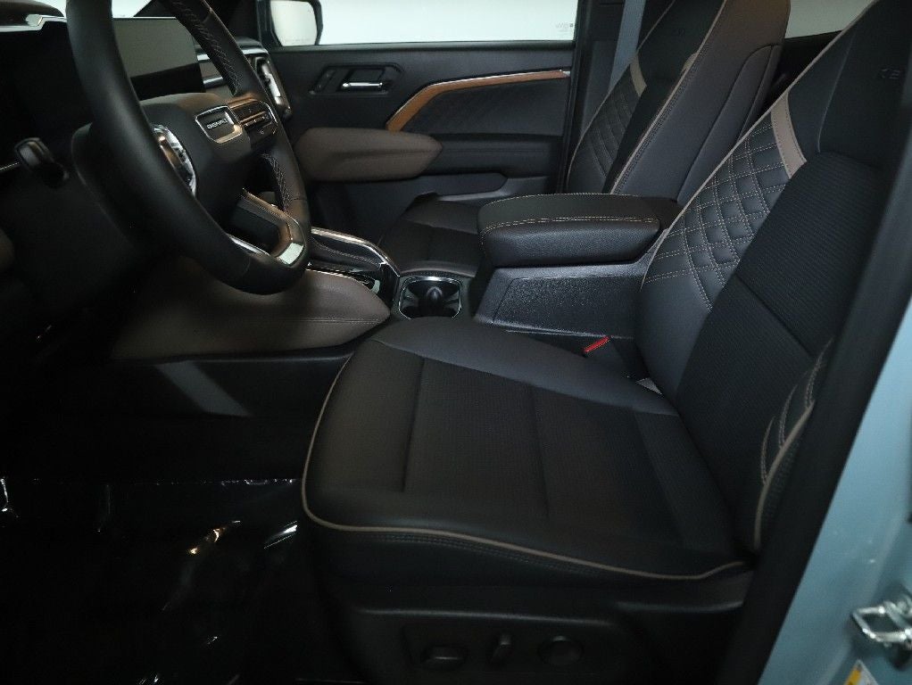 2026 GMC Canyon Denali, 4WD