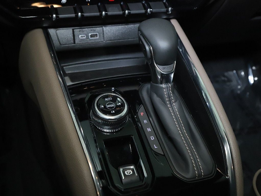 2026 GMC Canyon Denali, 4WD