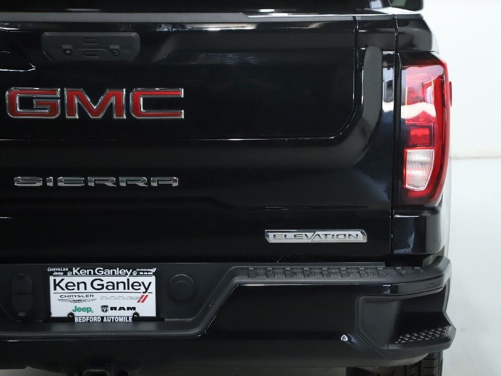 2023 GMC Sierra 1500 4WD Crew Cab Short Box Elevation with 3SB