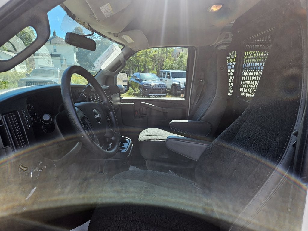 2020 GMC Savana Cargo RWD 2500 Regular Wheelbase Work Van
