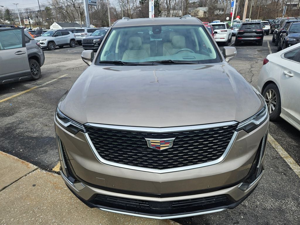 2023 Cadillac XT6 Premium Luxury