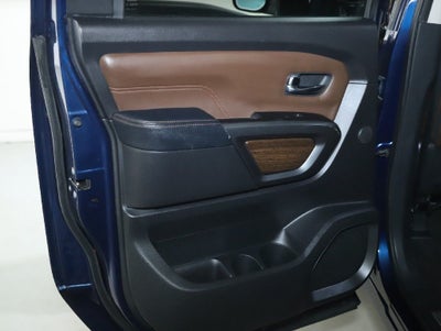 2017 Nissan TITAN Platinum Reserve