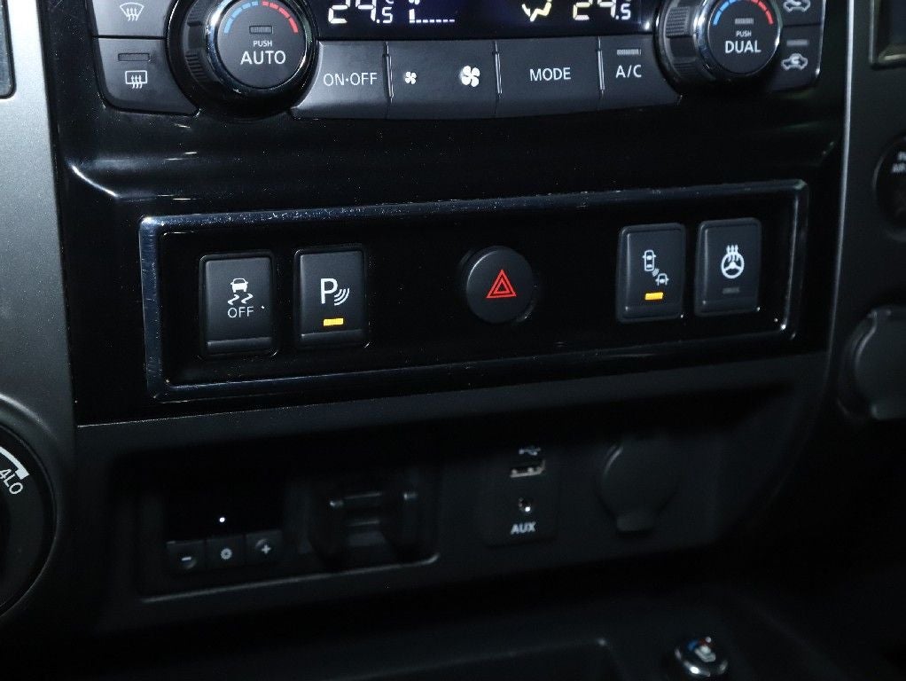 2017 Nissan TITAN Platinum Reserve