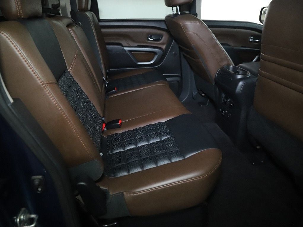 2017 Nissan TITAN Platinum Reserve