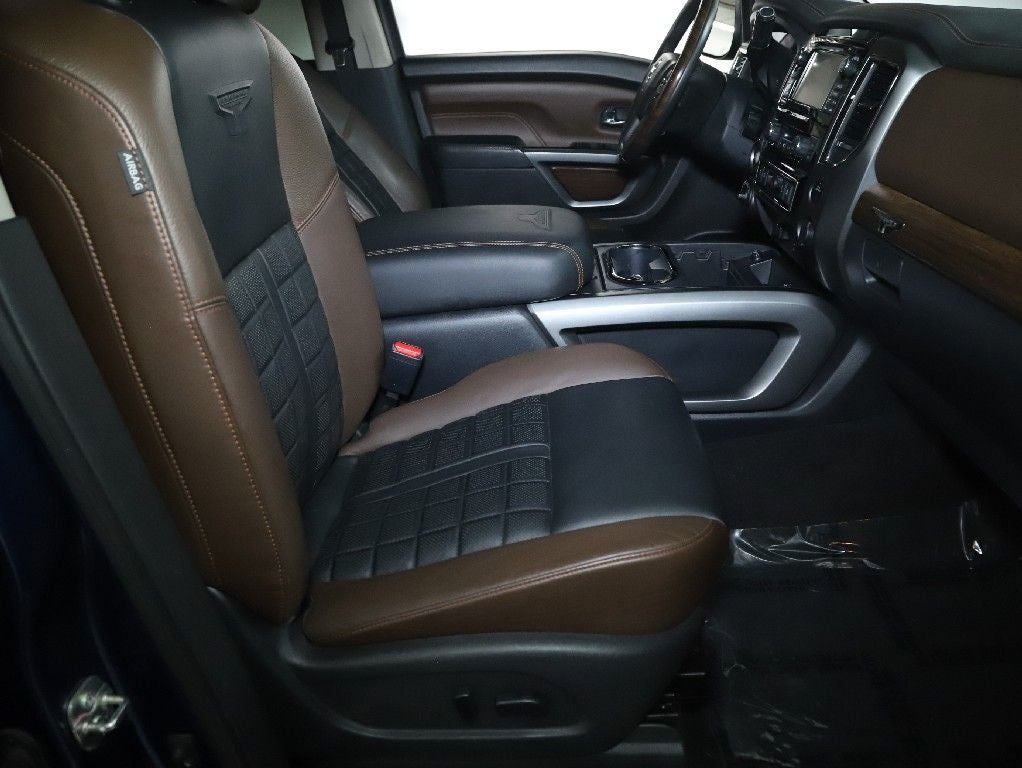 2017 Nissan TITAN Platinum Reserve