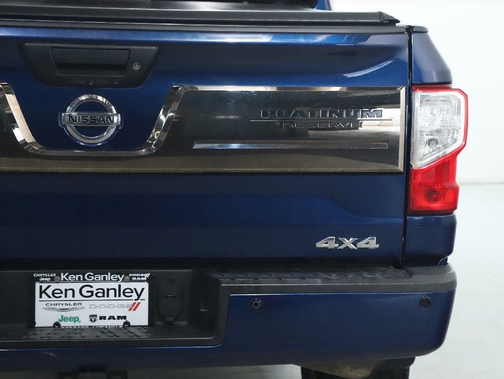 2017 Nissan TITAN Platinum Reserve