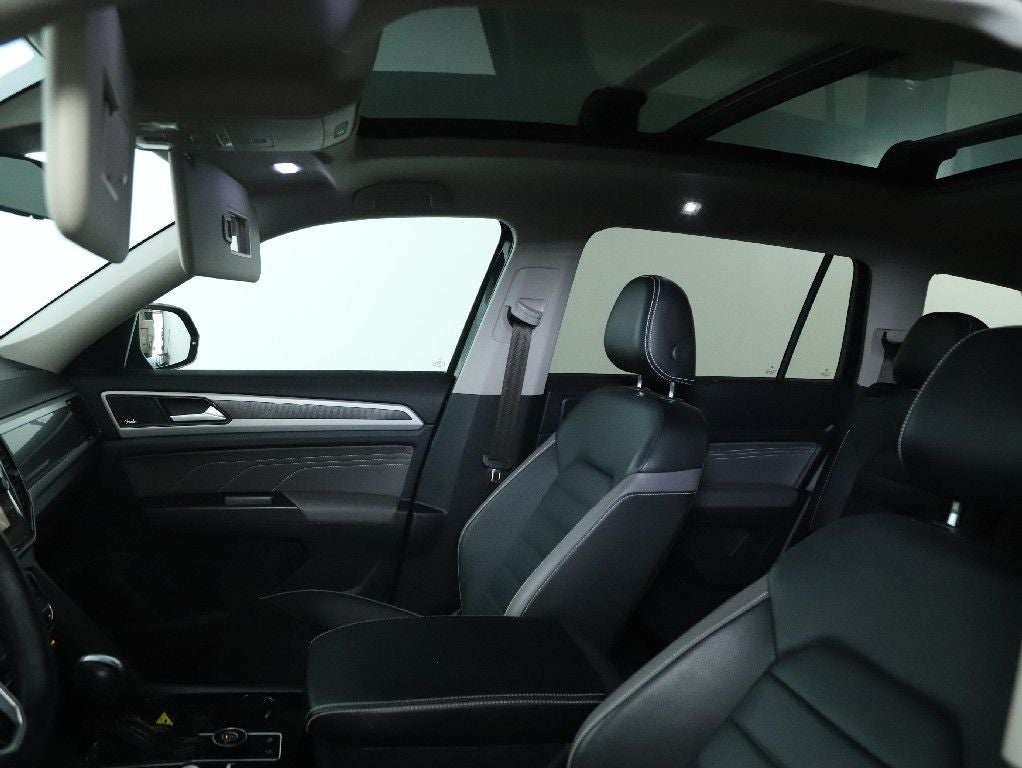 2022 Volkswagen Atlas 3.6L V6 SEL Premium R-Line