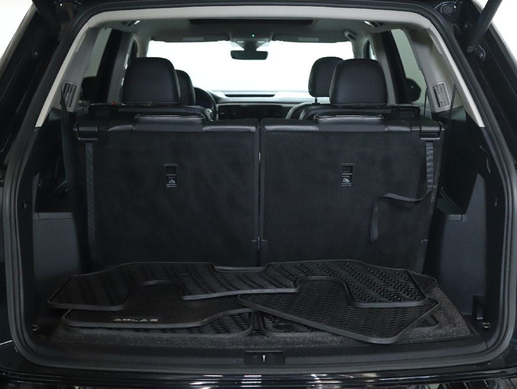 2022 Volkswagen Atlas 3.6L V6 SEL Premium R-Line