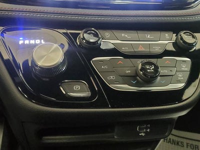 2027 Chrysler Pacifica PACIFICA SELECT
