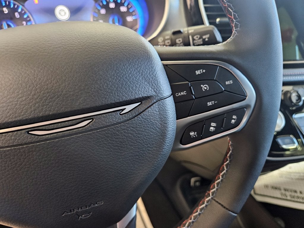 2027 Chrysler Pacifica PACIFICA SELECT