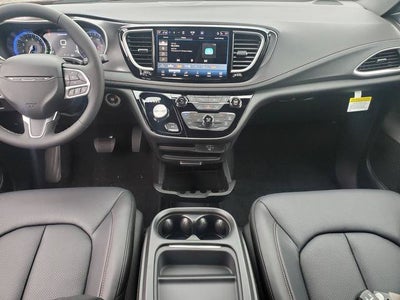 2027 Chrysler Pacifica PACIFICA SELECT