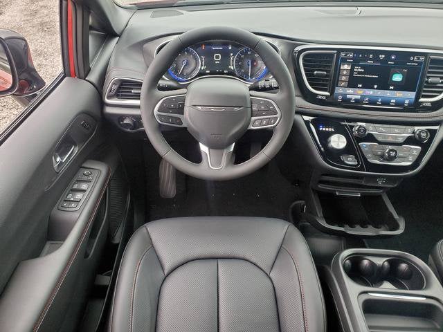 2027 Chrysler Pacifica PACIFICA SELECT