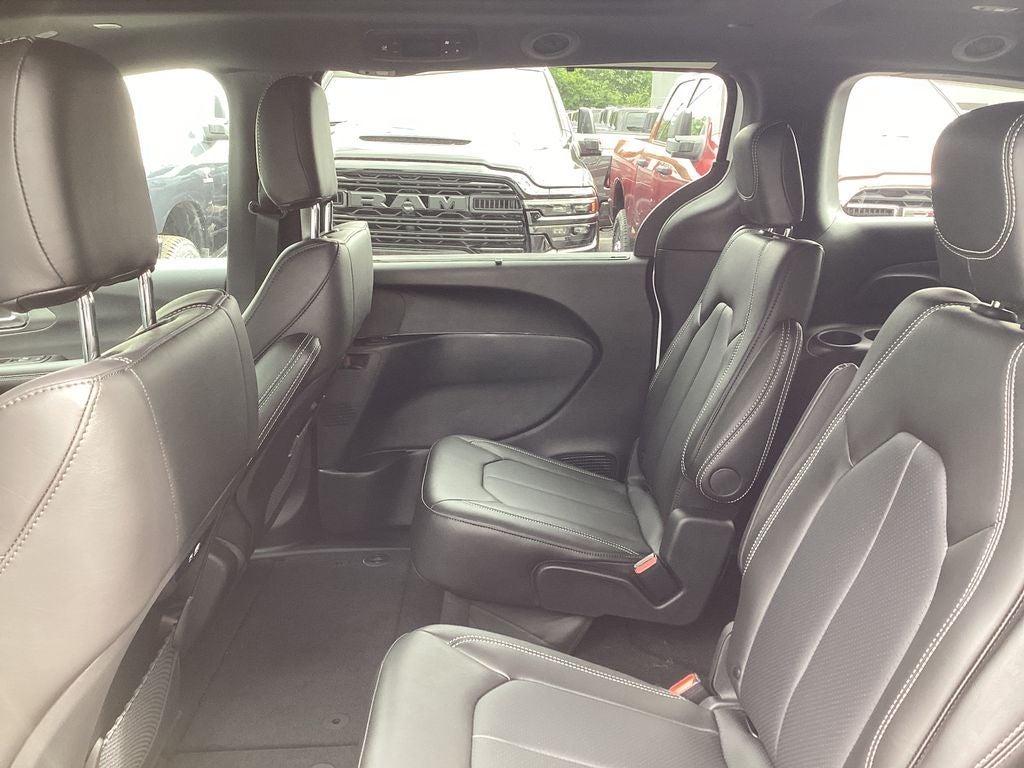 2026 Chrysler Pacifica PACIFICA SELECT AWD