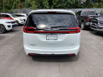 2026 Chrysler Pacifica PACIFICA SELECT AWD