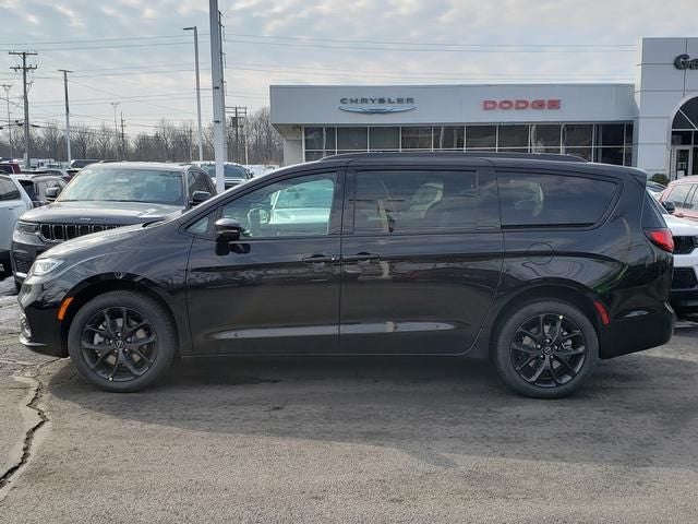 2026 Chrysler Pacifica PACIFICA SELECT AWD