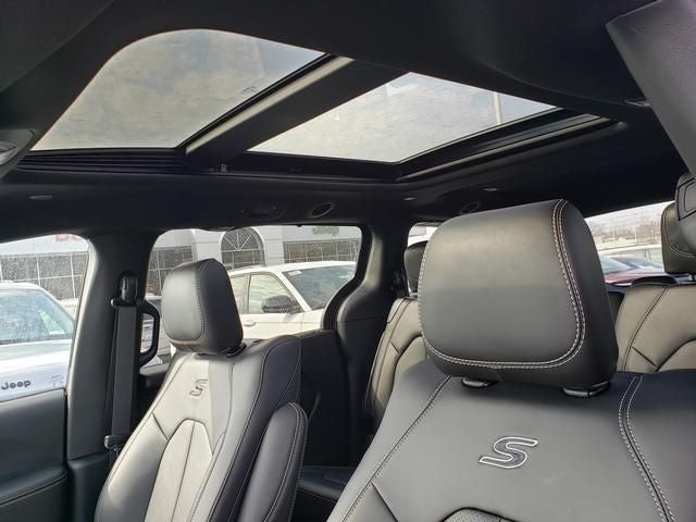 2026 Chrysler Pacifica PACIFICA SELECT AWD