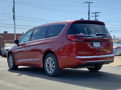 2026 Chrysler Pacifica PACIFICA SELECT AWD