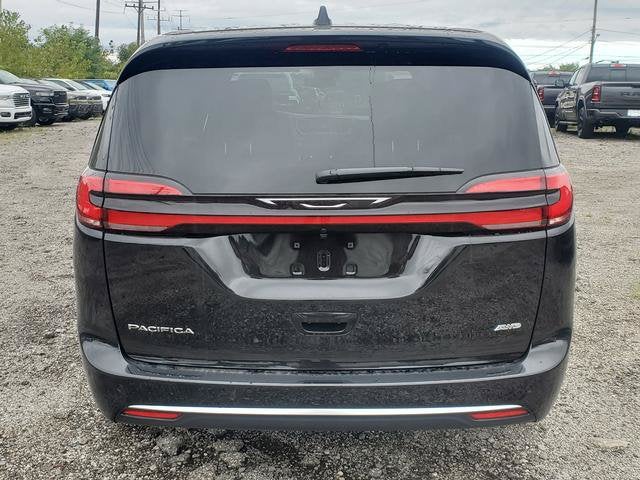 2027 Chrysler Pacifica PACIFICA SELECT AWD