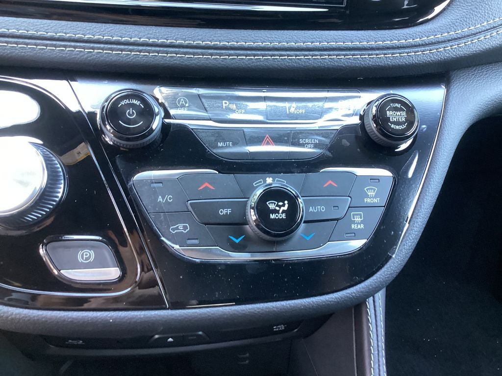 2026 Chrysler Pacifica PACIFICA LIMITED AWD