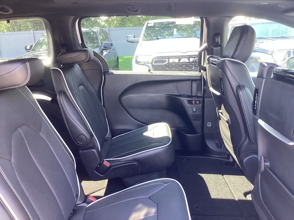2026 Chrysler Pacifica PACIFICA LIMITED AWD