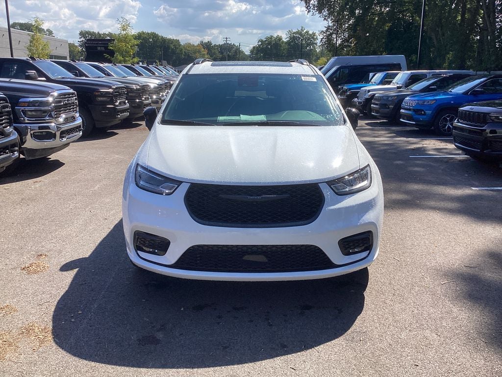 2026 Chrysler Pacifica PACIFICA LIMITED AWD