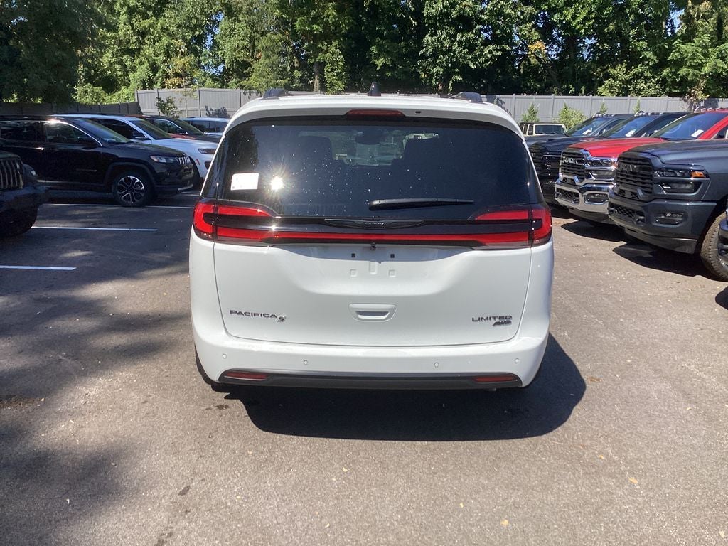 2026 Chrysler Pacifica PACIFICA LIMITED AWD
