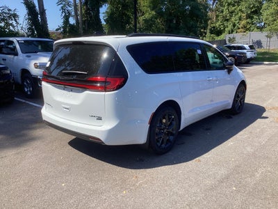 2026 Chrysler Pacifica PACIFICA LIMITED AWD