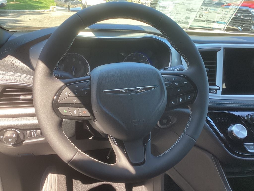 2026 Chrysler Pacifica PACIFICA LIMITED AWD