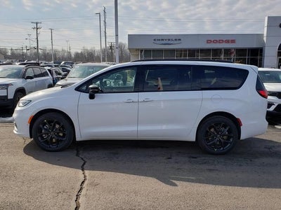 2026 Chrysler Pacifica PACIFICA LIMITED AWD