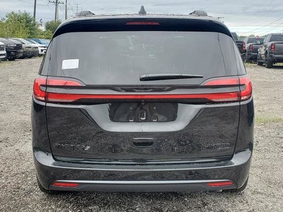 2027 Chrysler Pacifica PACIFICA LIMITED AWD