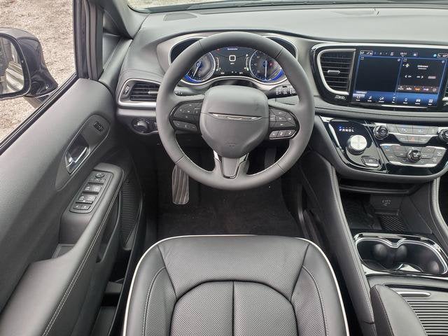 2027 Chrysler Pacifica PACIFICA LIMITED AWD