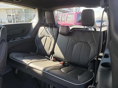 2026 Chrysler Pacifica PACIFICA LIMITED AWD