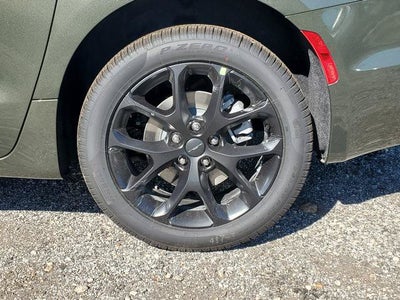 2027 Chrysler Pacifica PACIFICA LIMITED AWD