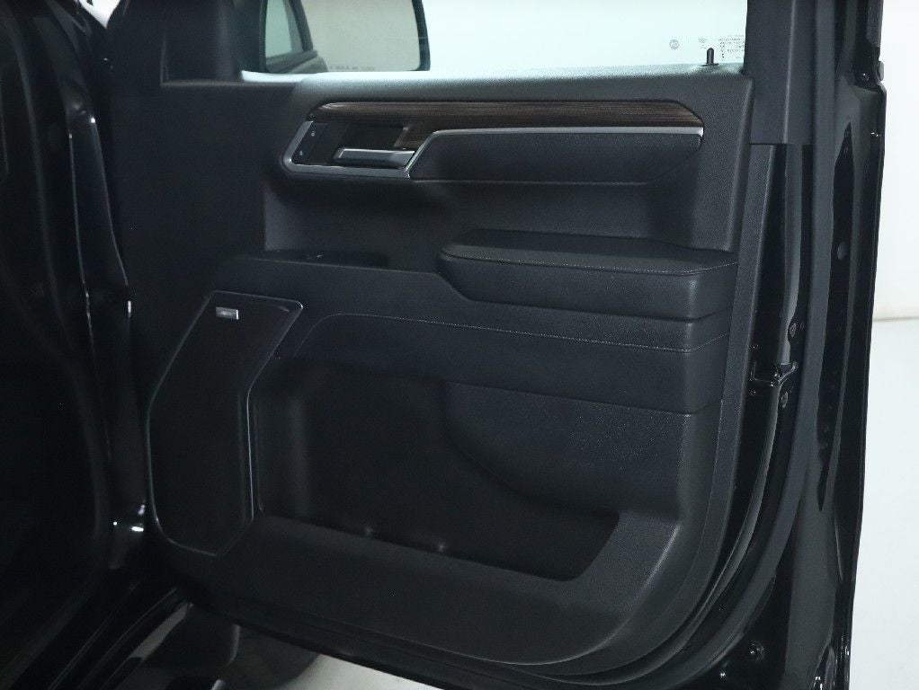 2023 Chevrolet Silverado 1500 4WD Crew Cab Short Bed RST