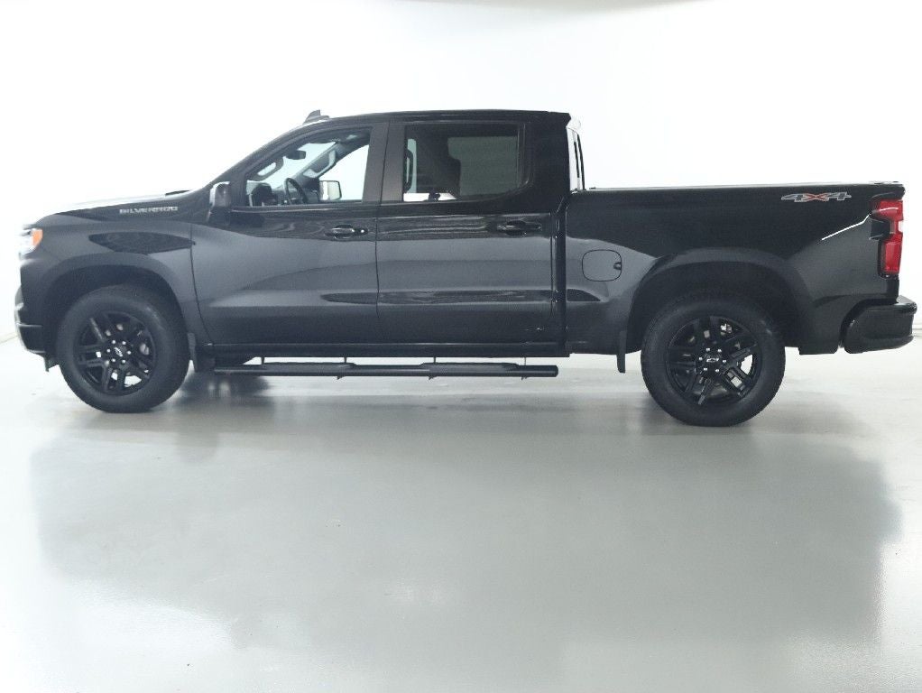 2023 Chevrolet Silverado 1500 4WD Crew Cab Short Bed RST