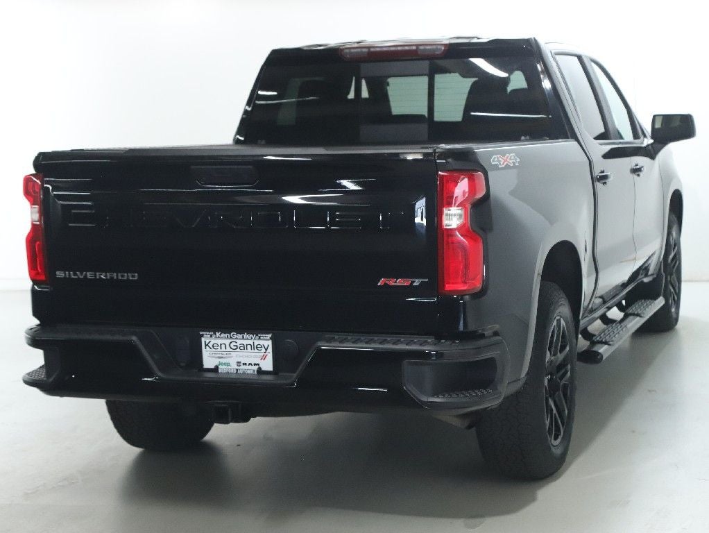 2023 Chevrolet Silverado 1500 4WD Crew Cab Short Bed RST
